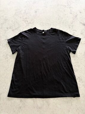 Lululemon All Yours Tee in Black - Size 8